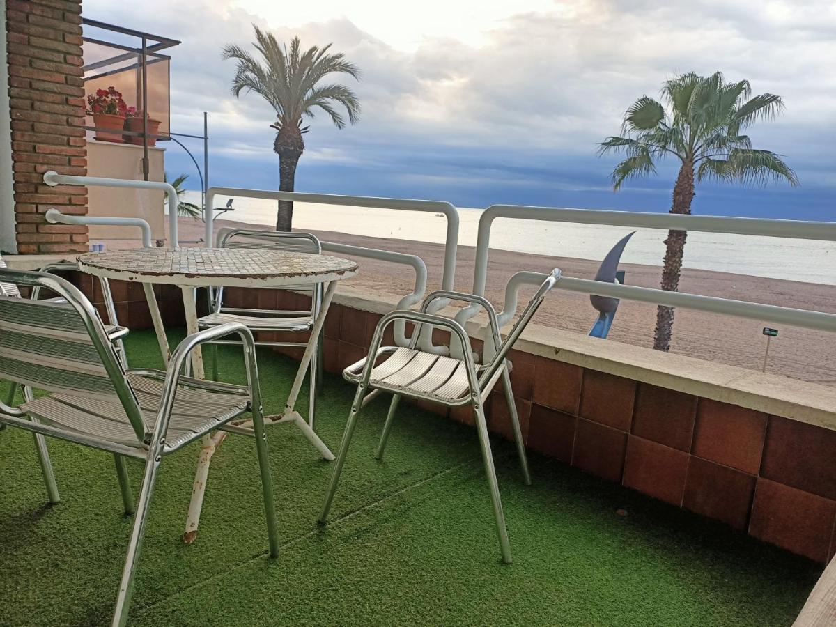 Piso Jover Alojamiento Para Mayores De 25 Anos !! Lloret de Mar Exterior foto