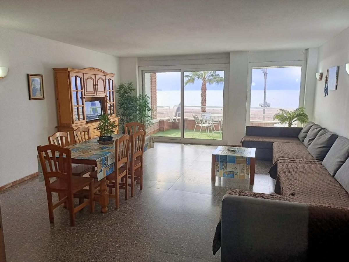 Piso Jover Alojamiento Para Mayores De 25 Anos !! Lloret de Mar Exterior foto